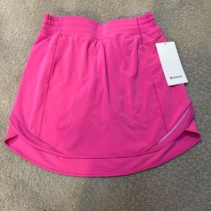 NWT Lululemon Hotty Hot HR Skirt *Long Size 6